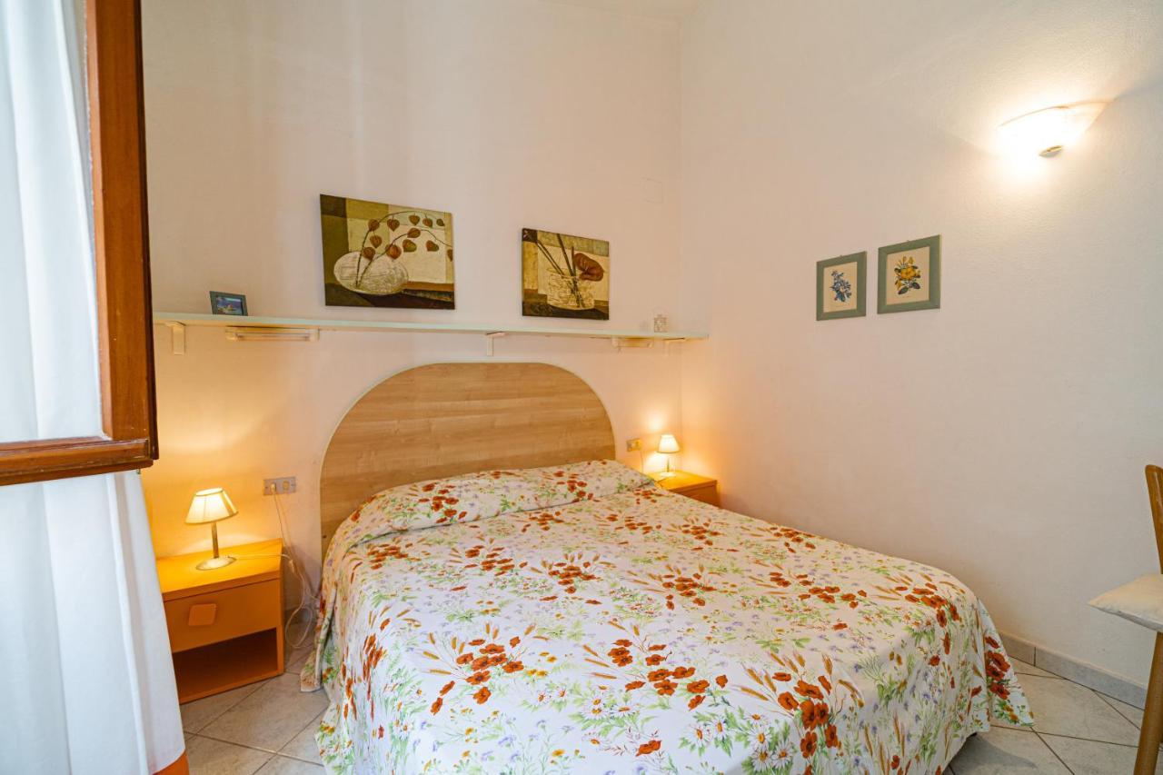 Appartamenti Vista Mare - Goelba Capoliveri  Extérieur photo